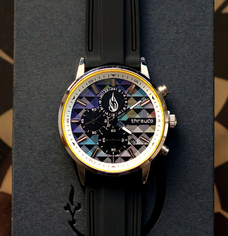 Pantone Watch by Threyda